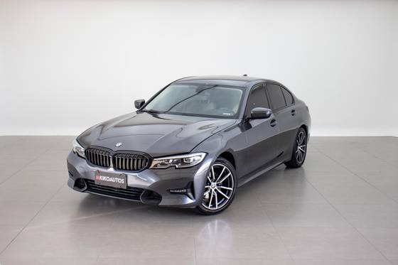 BMW 320i 2.0 16V TURBO GASOLINA SPORT AUTOMÁTICO BMW 320i 2.0 16V TURBO GASOLINA SPORT AUTOMÁTICO
